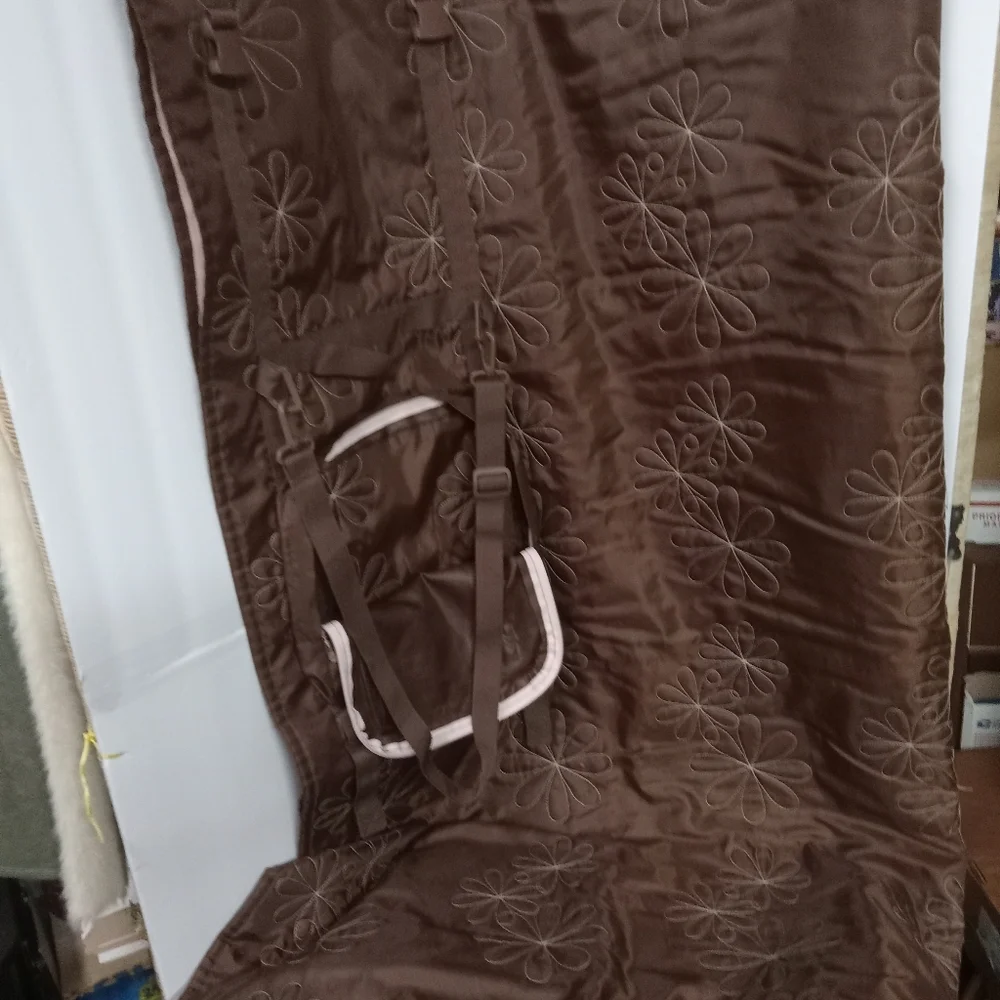 unbranded travel blanket
